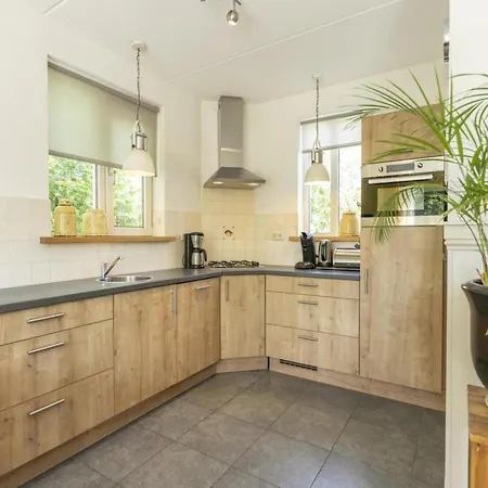 Apartment Detached 6 Pers