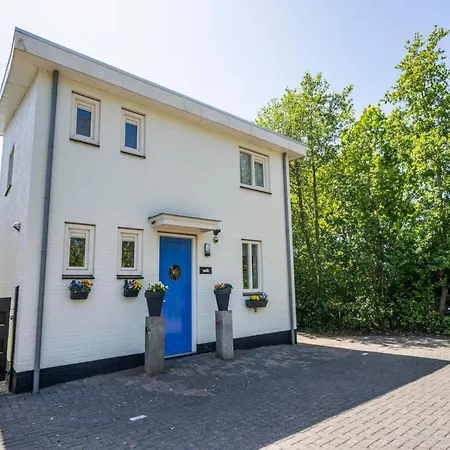 Detached 6 Pers Apartman *